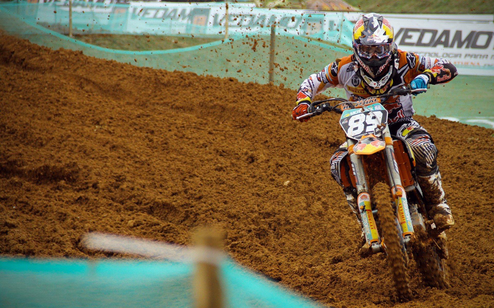 2024北京国际马拉松赛圆满落幕 埃塞俄比亚选手包揽男女冠军