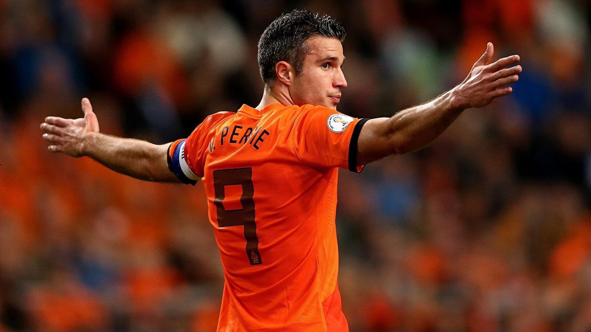 欧冠决赛巅峰对决，皇马绝杀多特蒙德 第15次捧起大耳朵杯